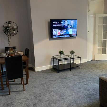Heaton-Beautiful 3 Double Bedrooms Sleeps 6 Free Parking And Wifi 뉴캐슬어폰타인 외부 사진