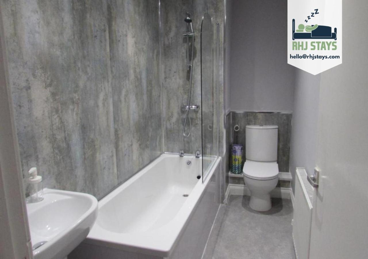 Heaton-Beautiful 3 Double Bedrooms Sleeps 6 Free Parking And Wifi 뉴캐슬어폰타인 외부 사진